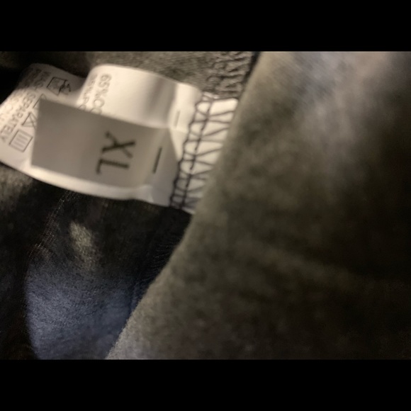 Women’s Sweatshirt And Pants - Picture 6 of 9